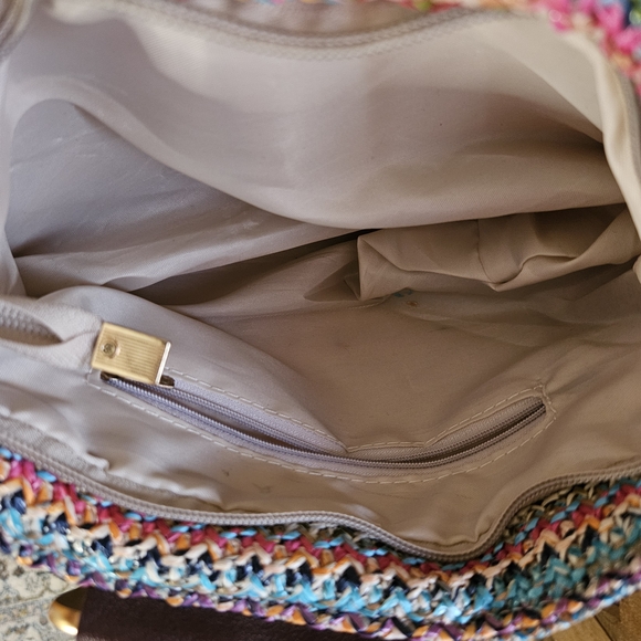 Boho Bundle! Woven Fabric Tote Bag Metal Handle Pom Poms And NWT Guess Wallet - Picture 10 of 12